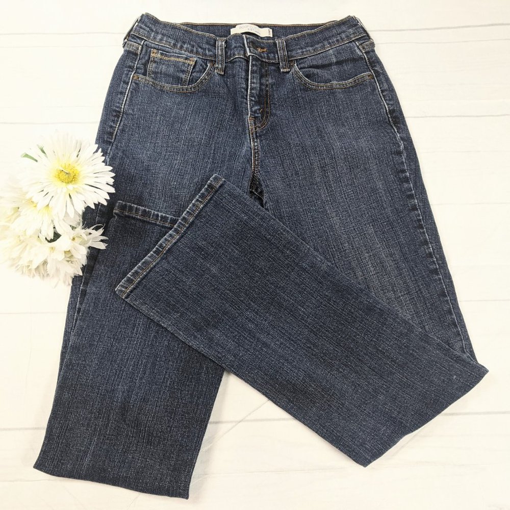 Levi's 515 Bootcut Women's Bootcut Jeans Size 4M - Picture 2 of 9